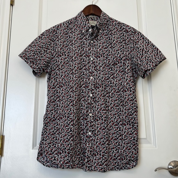 J. Crew Shirts | J.Crew Floral Short Sleeve Button, Classic Small - Picture 3 of 4